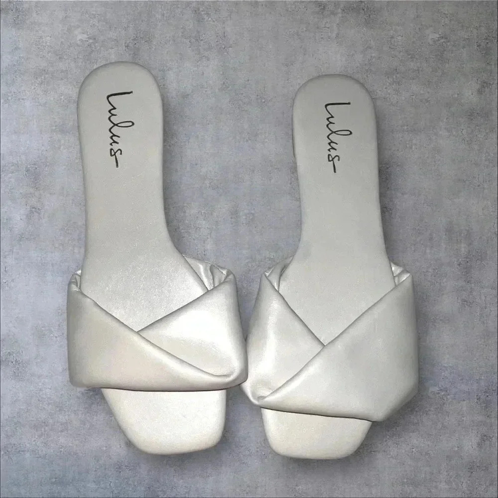 Lulus Kerry sandals size 8.5‎